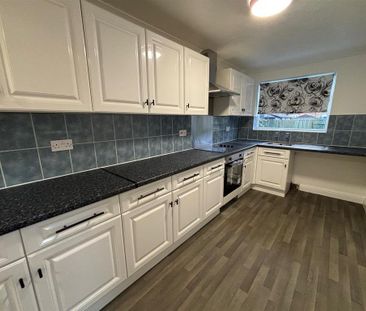 3 bedroom detached house to rent - Photo 6