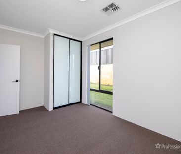 20 Acacia Way, Sinagra WA 6065 - Photo 3