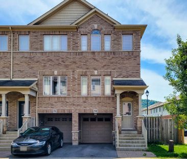 For Lease - 6 CHESTNUT Drive Unit# #50, Grimsby, Ontario - Photo 6