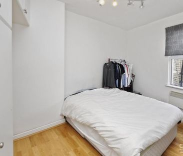 1 bedroom flat to rent - Photo 6