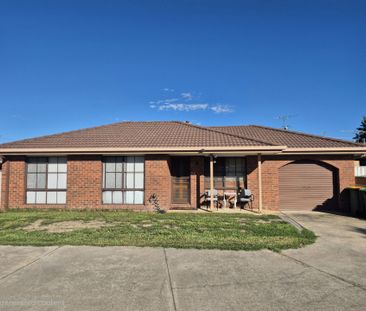 2/573 Heathwood Avenue - Photo 1