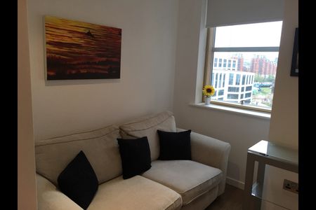 Studio Flat, Wellington Street, LS1 - Photo 5