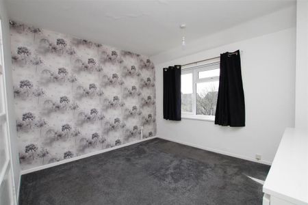 3 bedroom end of terrace house to rent - Photo 3