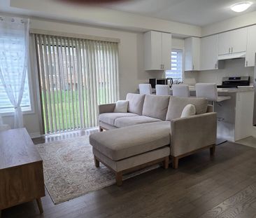For Lease - 150 William Booth Avenue, Newmarket, Ontario - Photo 1