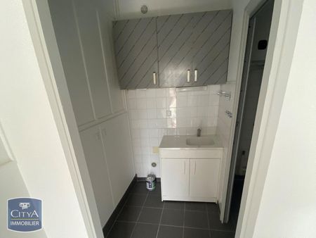 Location Appartement 1 pièce 22m² FLEURIEU SUR SAONE 69250 - Photo 5