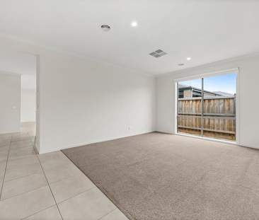 53 Sapling Boulevard, Tarneit VIC, Belconnen - Photo 1