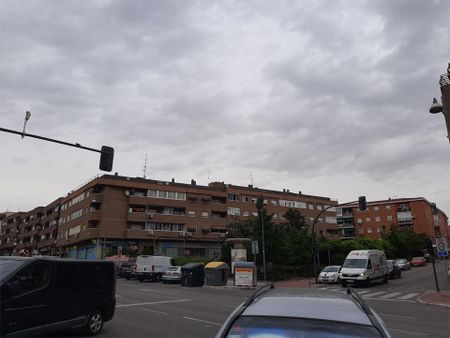 Piso de alquiler en Plaza de Pablo Picasso, 1, Centro - Photo 2