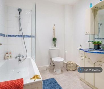 1 bedroom flat to rent - Photo 5