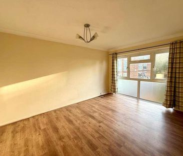 Riverside Close, Bedford, MK42 - Photo 2