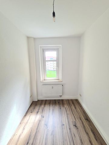 geräumige 2,5 Raum Wohnung auf Wunsch mit EBK - Photo 5