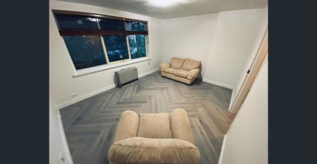 Dazzling Renovated Home - Photo 2