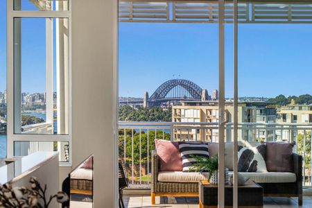 Prestigious Harbourside Penthouse - Photo 2