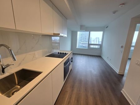 For Lease - 8 Wellesley St W Street Unit# 3011, Toronto, Ontario - Photo 3