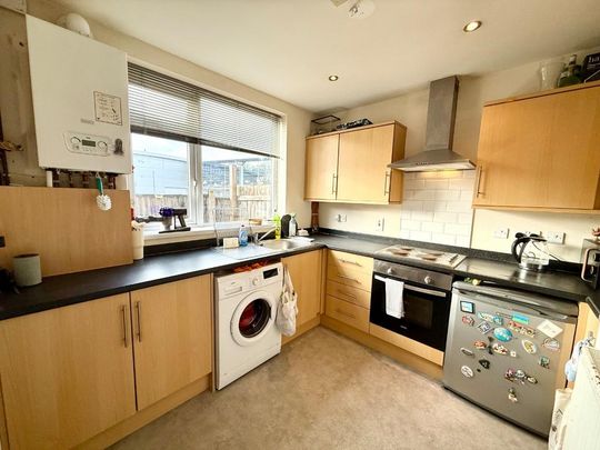 2 bedroom semi-detached house to rent - Photo 1