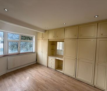 4 bedroom terraced house to rent - Photo 4
