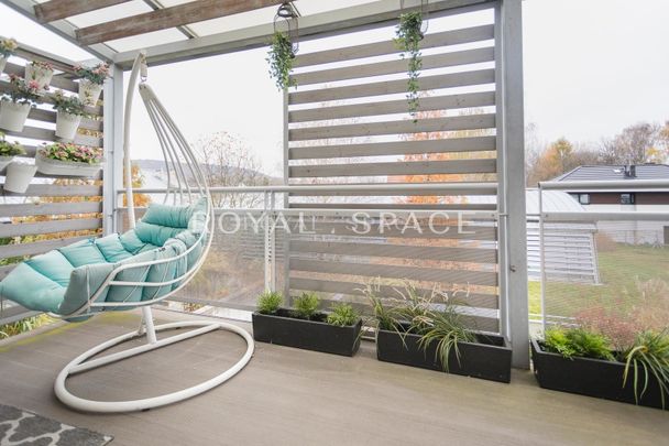 Apartament z tarasem i widokiem na zieleń na Woli! - Zdjęcie 1