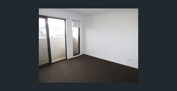 As New Modern Townhouse - Photo 1