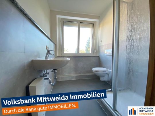 Frisch renoviert 2-Raum-Wohnung mit modernem Tageslichtbad - sofort bezugsfrei! - Photo 1