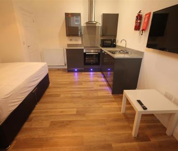Studio to rent - Photo 5