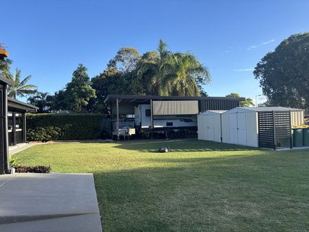 4 Barnfield Drive, 4740, Andergrove - Photo 3