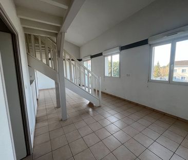 Location Appartement 2 pièces 59m² - Photo 1