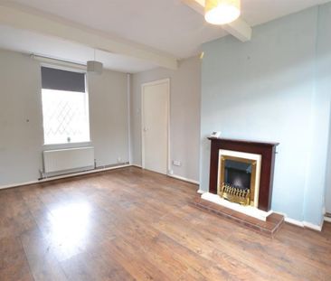 3 bedroom House To Let - Photo 2