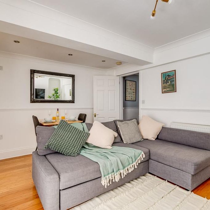 1 bedroom flat to rent - Photo 1