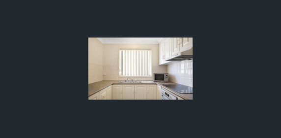 CONVENIENT MARDI LOCATION – CLOSE TO SHOPS, TRAINS & FREEWAY ACCESS - Photo 2