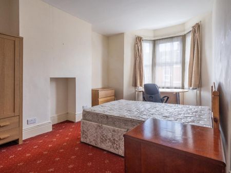 5 bedroom maisonette to rent - Photo 2