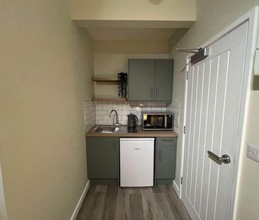 Rm, Aldermans Drive, PE3 - Photo 6