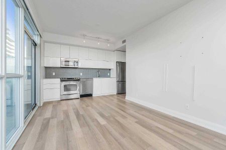 For Lease - 56 Annie Craig Drive Unit# 410, Toronto, Ontario - Photo 4