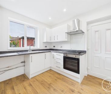 Mill Green Close, Leeds, LS14 - Photo 1