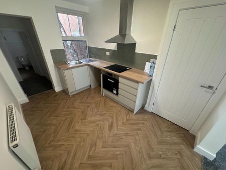 1 bedroom flat to rent - Photo 3