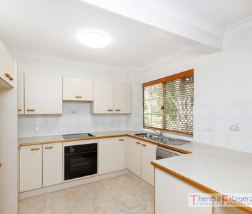 2 BEDROOM UNIT IN A QUIET BLOCK - Photo 5