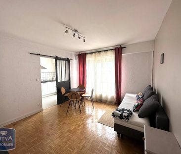 Location Appartement 1 pièce 31m² ST ETIENNE 42100 - Photo 3