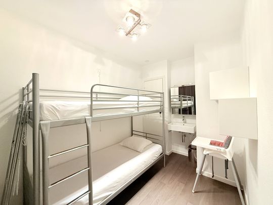 Gemeubeld 3-slaapkamer appartement met frontaal zeezicht! - Foto 1