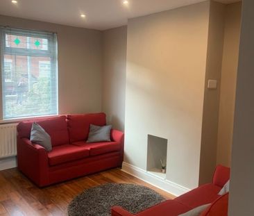 9 Fane Street, Belfast BT97BW - Photo 2