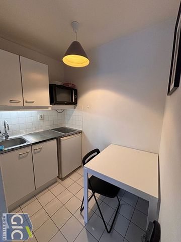 Location Appartement 2 pièces 29m² - Photo 4