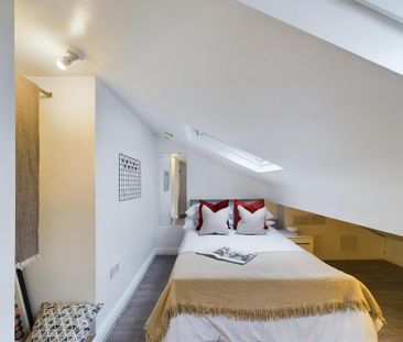 6 bedroom house to rent - Photo 4