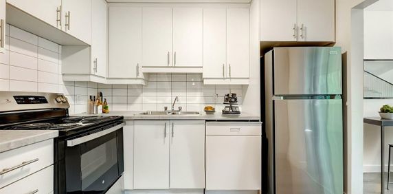 2 Bedroom Premium - 300 Rue Elgar, Verdun - Photo 2