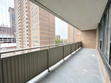 For Lease - 2575 Danforth Avenue Unit# 517, Toronto, Ontario - Photo 4