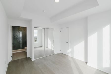 For Lease - 2495 Eglinton Avenue Unit# 1411, Mississauga, Ontario - Photo 4