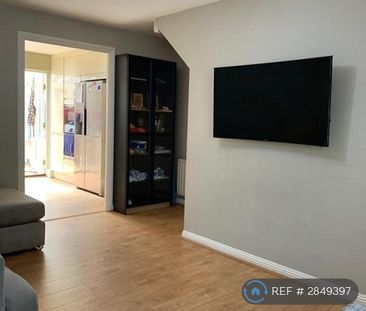 2 bedroom semi-detached house to rent - Photo 1