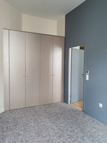 Location Appartement 2 pièces 49m² LA ROCHELLE 17000 - Photo 3