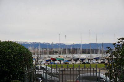 Appartement traversant au rez-de-chaussée face au lac - Foto 3