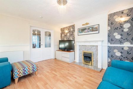 3 bedroom semi-detached house to rent - Photo 5