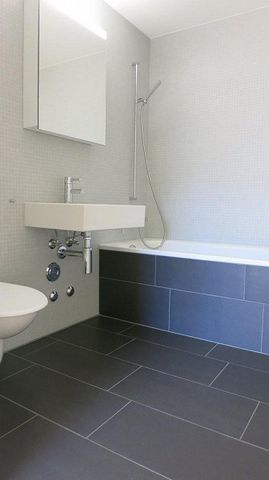 Schöne 4.5 Zimmer Wohnung in Schwamedingen - Photo 5