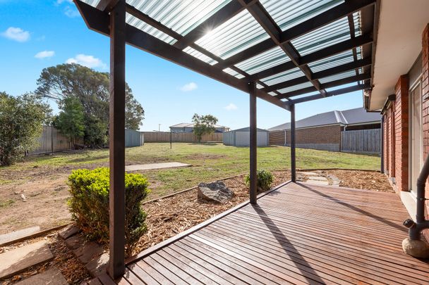 34 A'Beckett Road, Narre Warren North - Photo 1