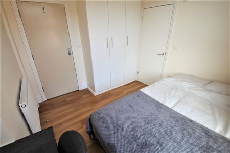Hesketh Avenue, Kirkstall, LS5 3EU, Leeds - Photo 4