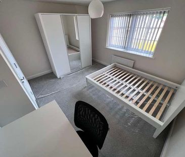 Great High Spec Property For Rent-warwick Students, CV4 - Photo 3